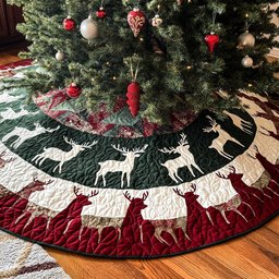 Christmas Haven Quilted Christmas Tree Skirt Cozy Holiday Tree Skirt to Brighten Your Home
