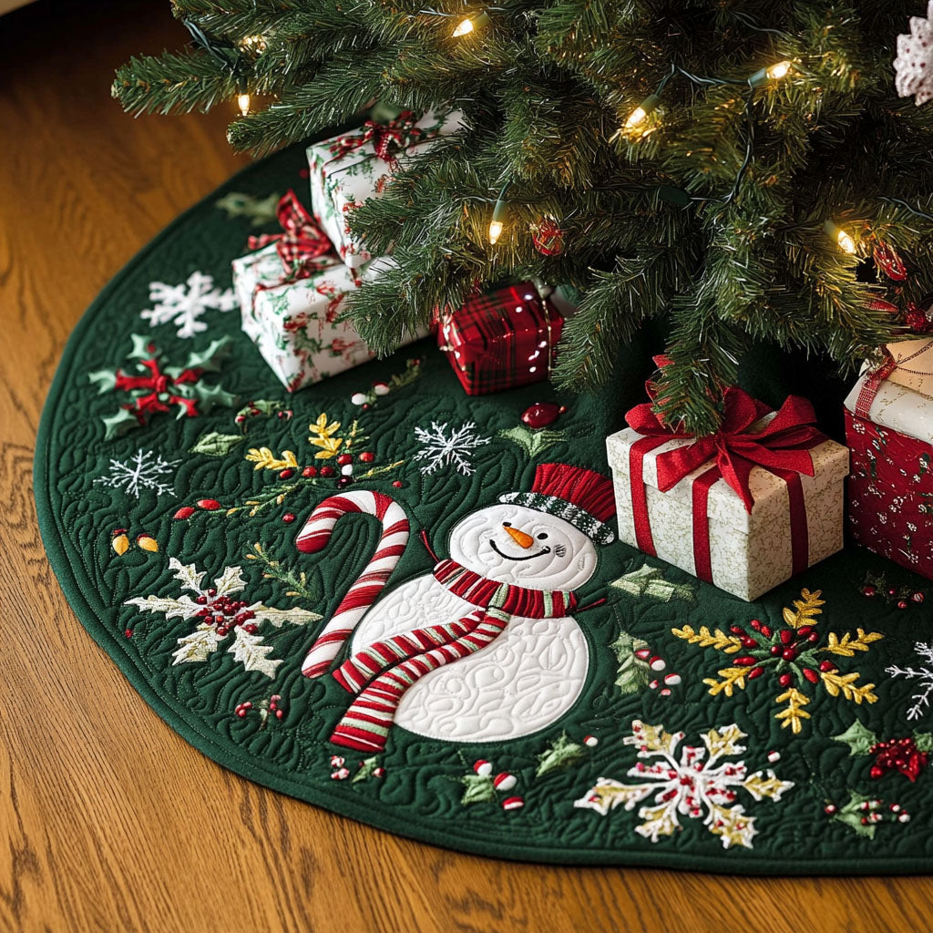 Crimson Cheer Quilted Christmas Tree Skirt Perfect Tree Skirt Gift for Mom or Grandma