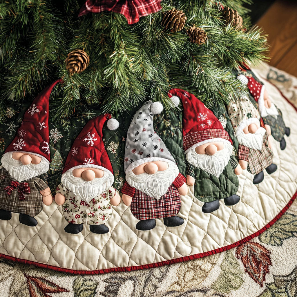 Tinsel Town Tidings Quilted Christmas Tree Skirt Special Holiday Tree Skirt Gift for Newlyweds