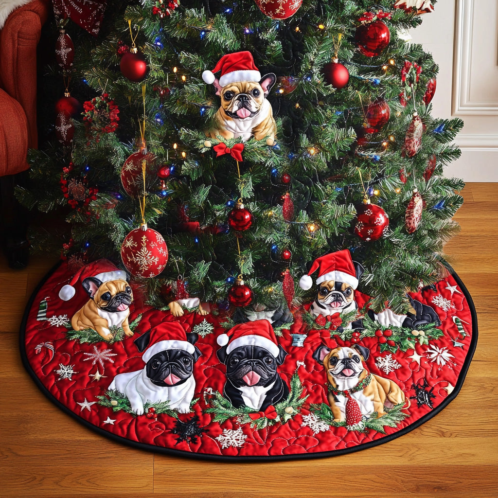 Merry Bulldog Gathering Quilted Christmas Tree Skirt Adorable Holiday Tree Skirt for Cozy Spaces