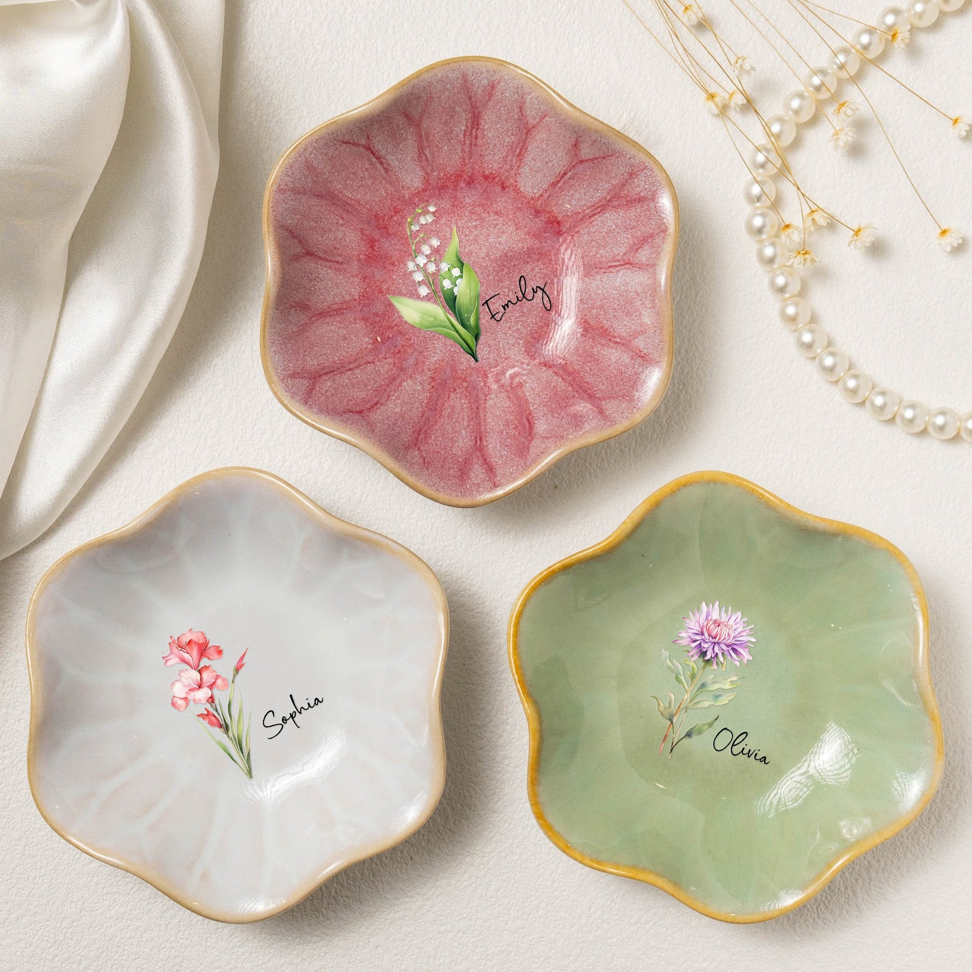 Birth Month Flower Gift For Her - Personalized Jewelry Dish - Photo 1