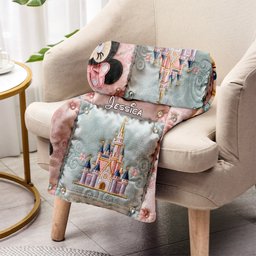 Magic Friends - Personalized Mouse Blanket – view 3