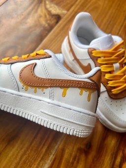 Custom Air Force 1 White Winnie the Pooh Pattern - view 3