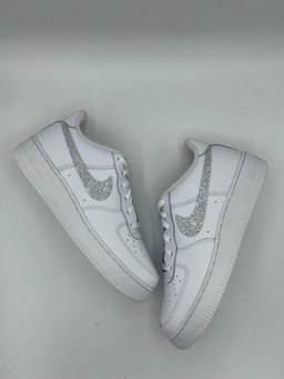 Custom Air Force 1 White With Rhinestones And Heart Patterns - view 2