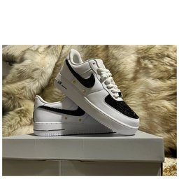 Custom Air Force 1 White Black Rhinestones