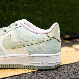 Green Mint Custom Air Force 1 - view 3