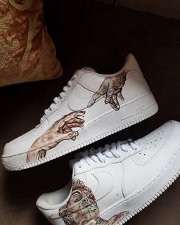 Sculpture Hand Brown Custom Air Force 1 - view 3