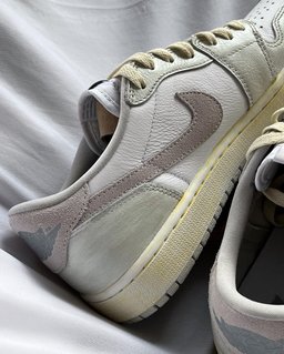 Classical  Light Cyan Gray White Custom Air Force 1 - view 4