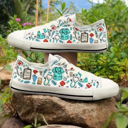 Nurse Women's Low Top Shoes Nurse Life