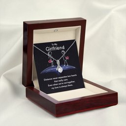 Premium Alluring Necklace for To My Girlfriend