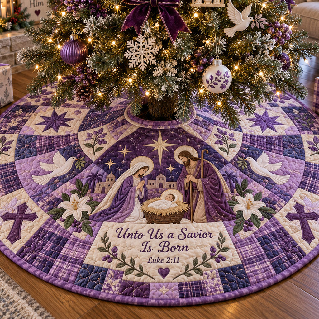 Crowned In Glory Christmas Quilted Tree Skirt