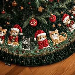 Christmas Cat Quilted Tree Skirt