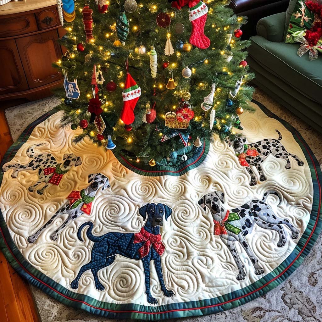 Great Dane Holiday Spirit Christmas Quilted Tree Skirt