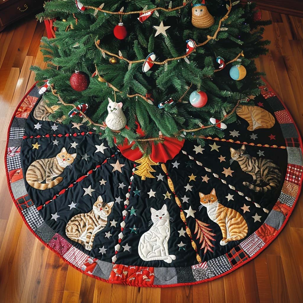 Holly Jolly Cats Christmas Quilted Tree Skirt
