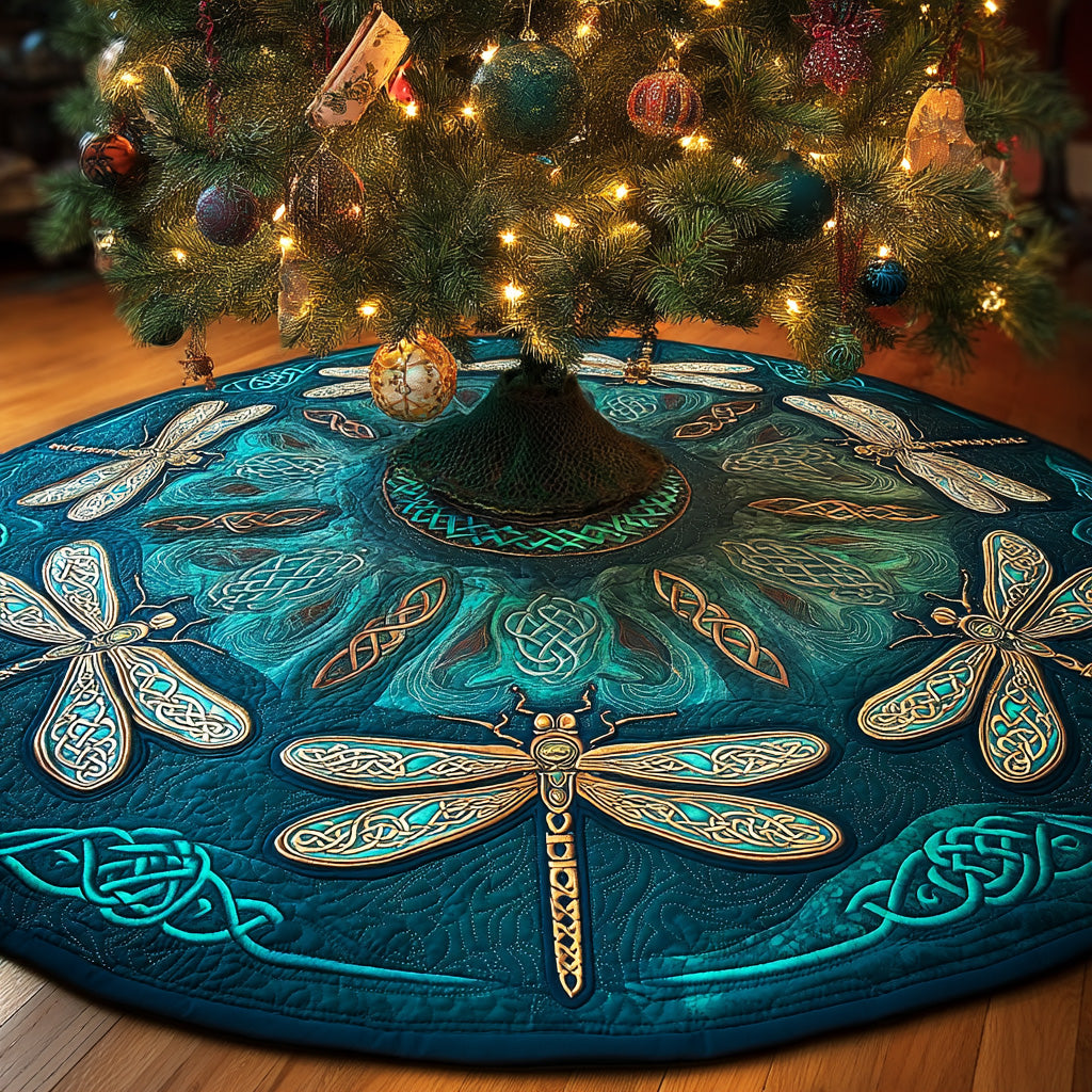 Celtic Meadow Flight Christmas Quilted Tree Skirt