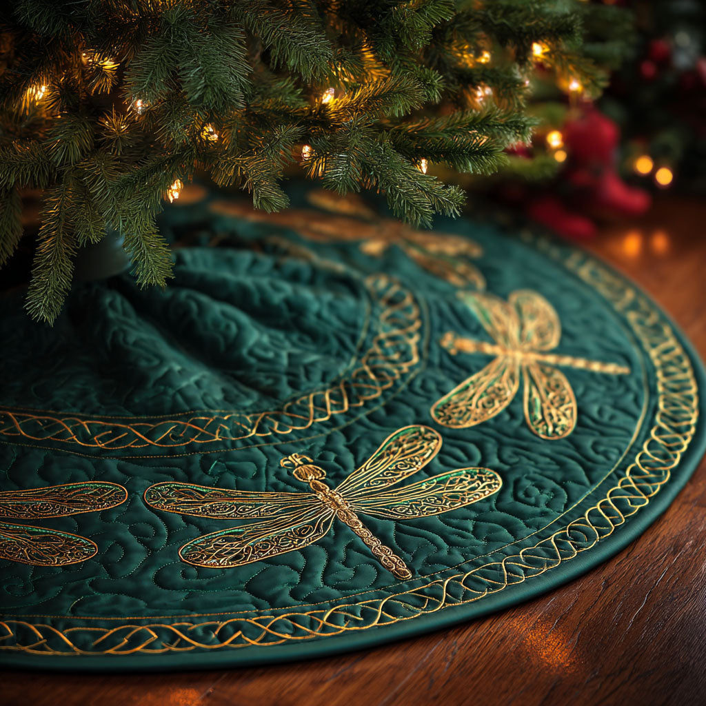 Emerald Flight Christmas Quilted Tree Skirt
