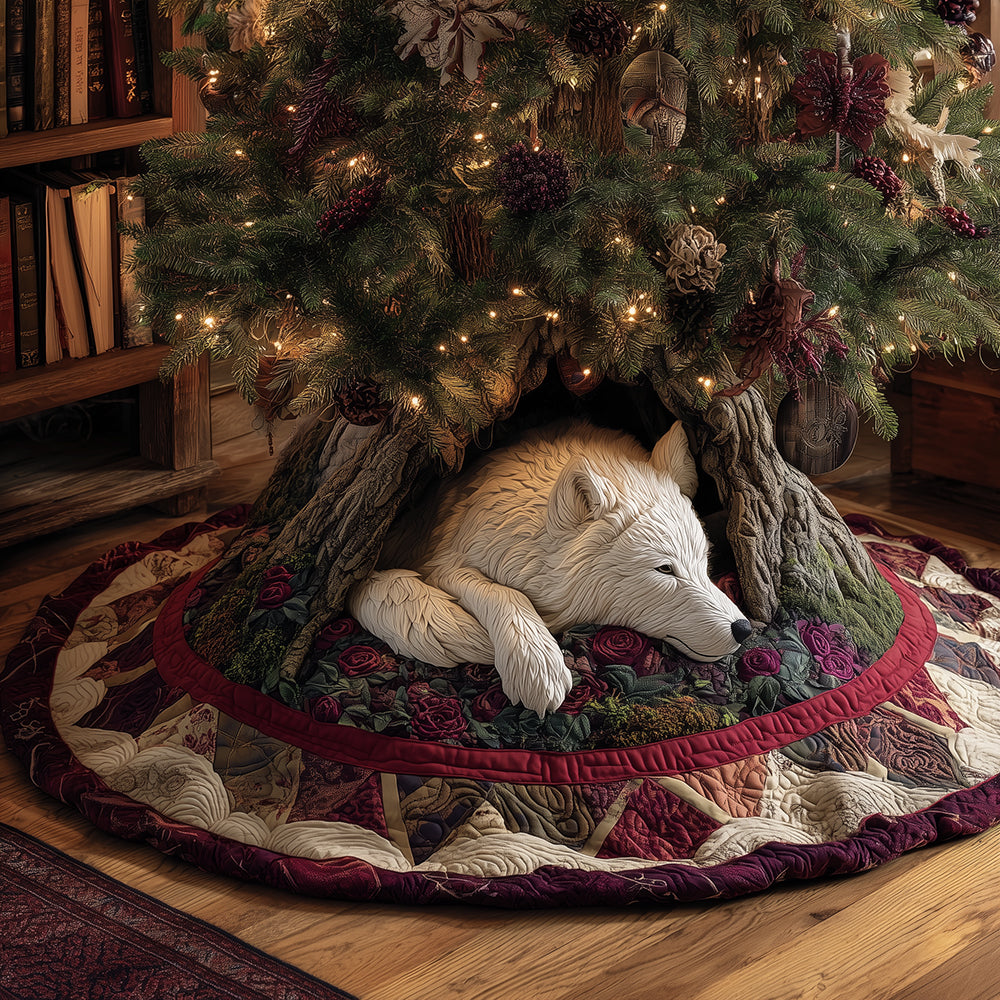 Velvet Wolf Rest Christmas Quilted Tree Skirt
