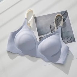Seamless wireless push-up bralette with molded cups, view 3