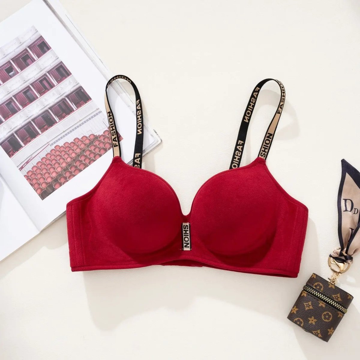 Smooth wireless push-up T-shirt bra for small busts, view 2