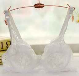 Breathable lace push-up bralette