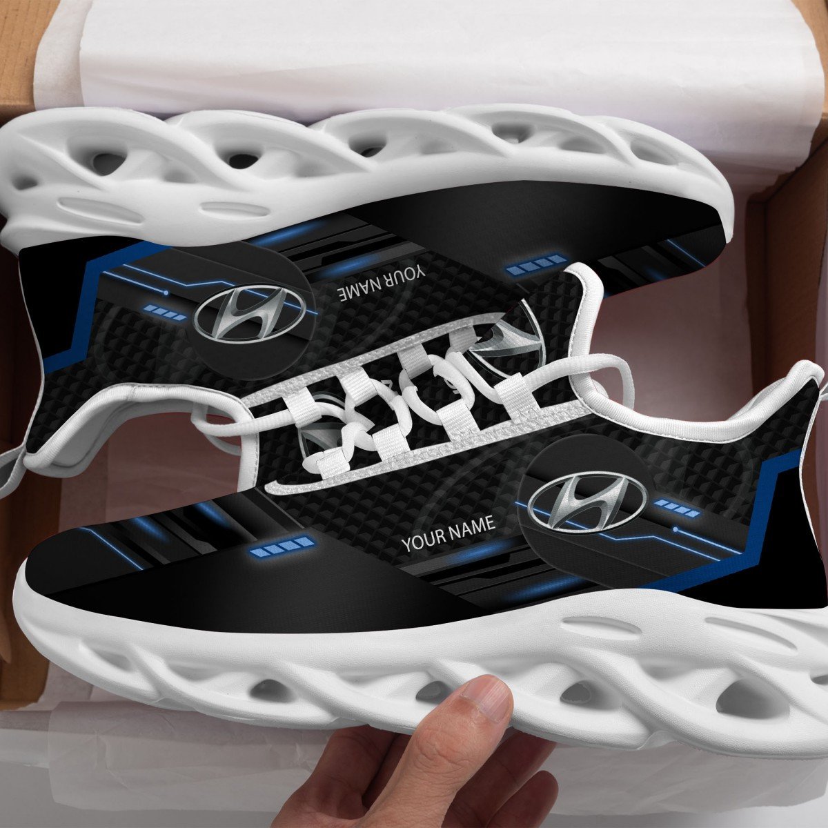 Hyundai Tucson Clunky Sneakers V2
