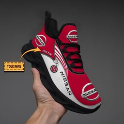 Nissan Clunky Sneakers V7