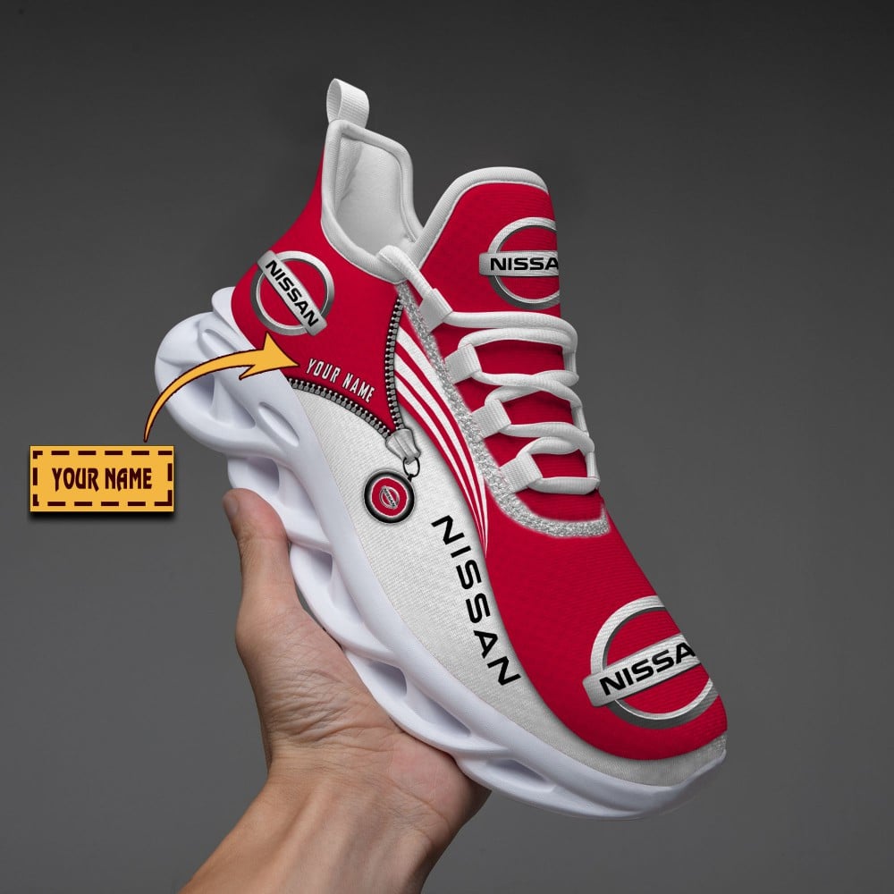 Nissan Clunky Sneakers V7