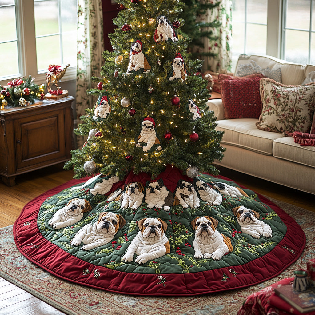 Santa Paws Bulldog Quilted Christmas Tree Skirt Charming Tree Skirt for Family Gatherings
