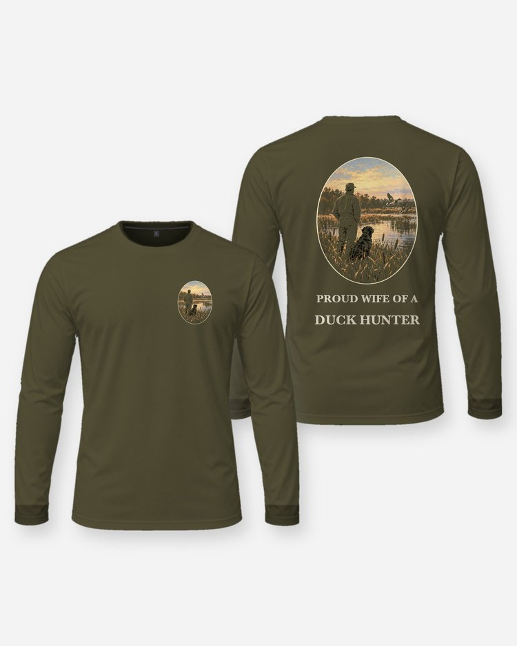 Proud Wife Of A Duck Hunter Vintage Sporting Art Shirt - Long Sleeve