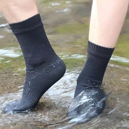 Everyday Comfort Meets Trail-Ready Durability in HydroSoce Waterproof Socks